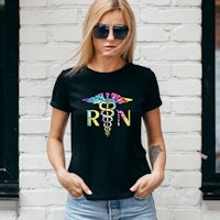 a black t - shirt with the word rn on it